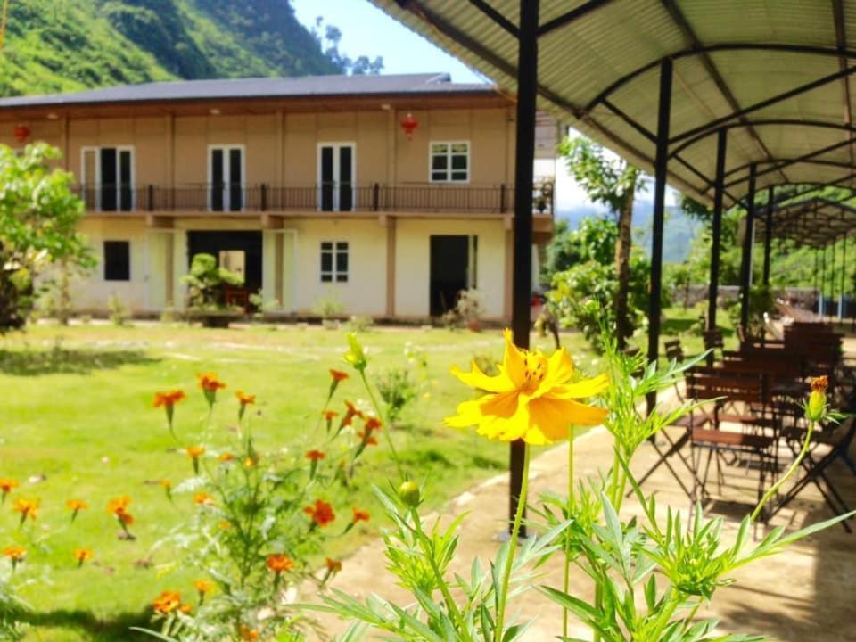 Diem Dung Chan Can Ty Hà Giang Eksteriør billede